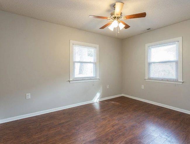 Building Photo - 2 Bed Home in Raleigh