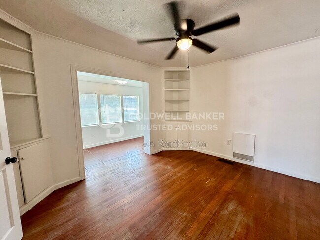 Building Photo - 1602 Avenue X Ave