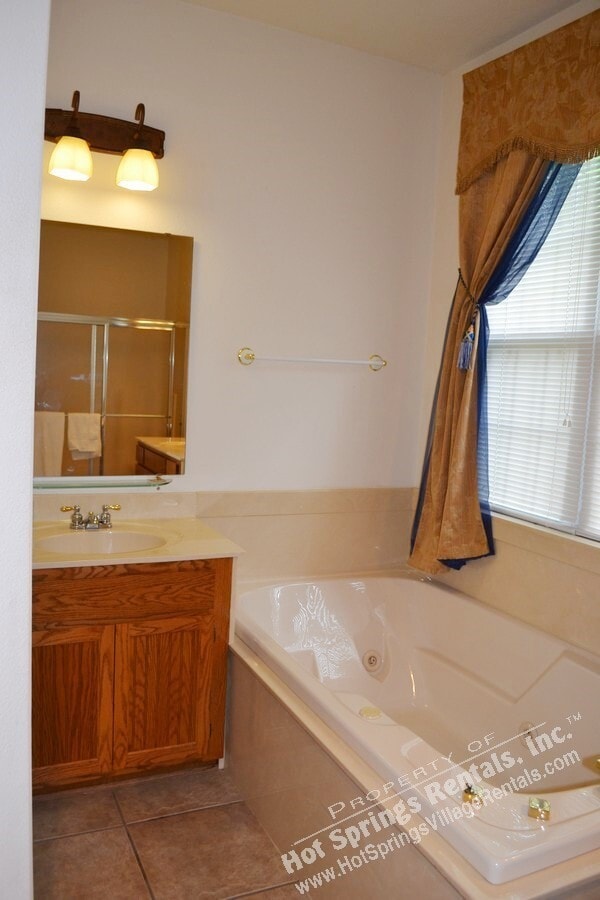 Building Photo - Isabella Golf Course  Home | Furnished