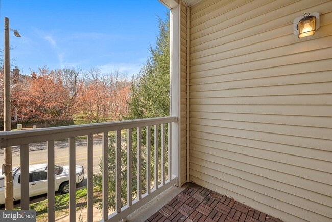 Building Photo - 4560 Strutfield Ln