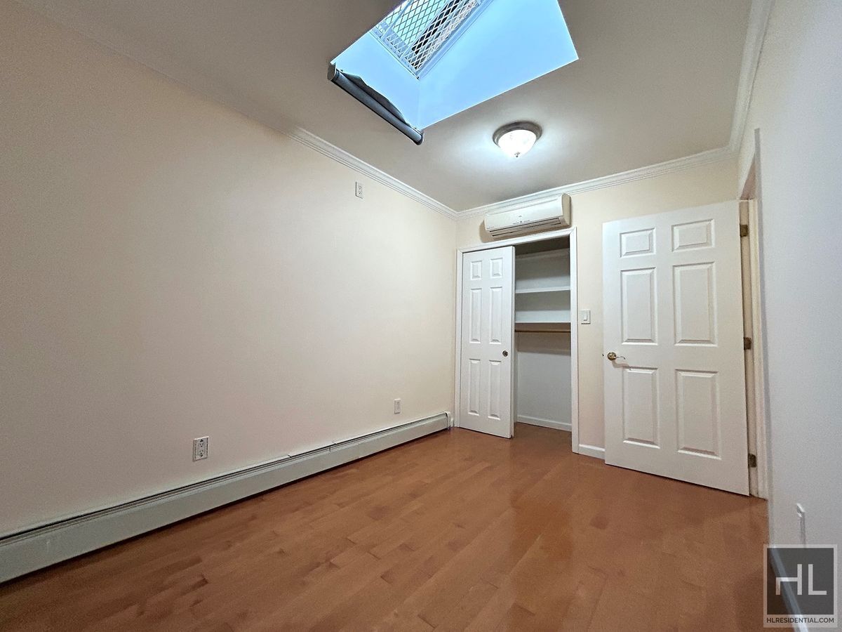 Building Photo - 70 STREET