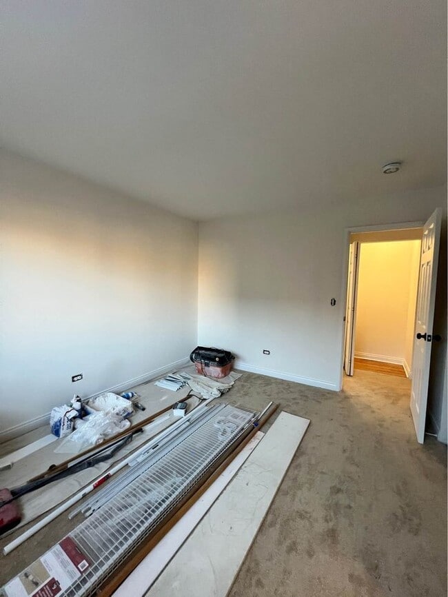 Building Photo - 619 W Stratford Pl