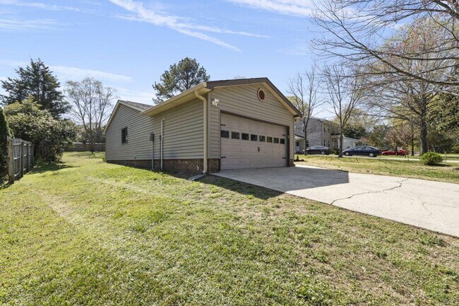 Building Photo - 7335 Quail Ridge Dr