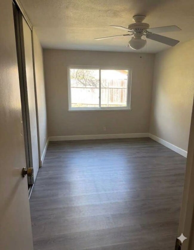 Building Photo - 4901 Autumntree Ct