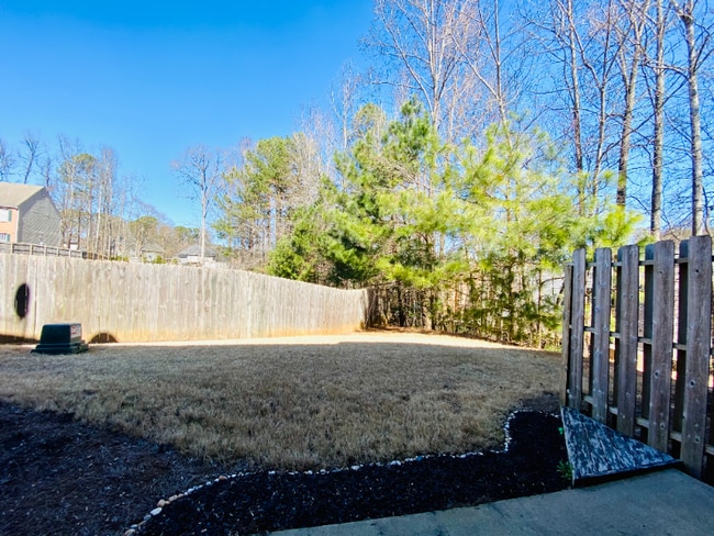 Building Photo - 619 Kenridge Way
