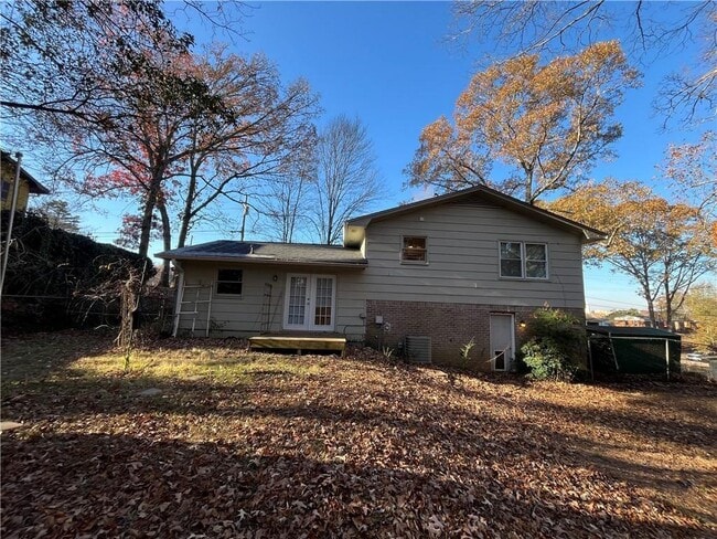 Building Photo - 3833 Cherokee Trail