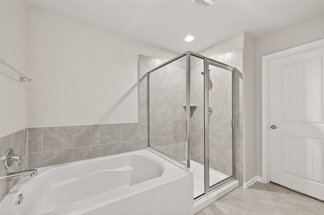 Building Photo - 7558 Highland Chase Dr