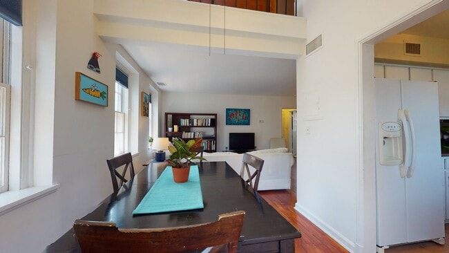 Building Photo - McLean Gardens 1,000 Sq Foot Loft Style Ap...