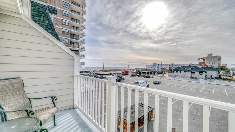 Building Photo - 9100 Atlantic Ave