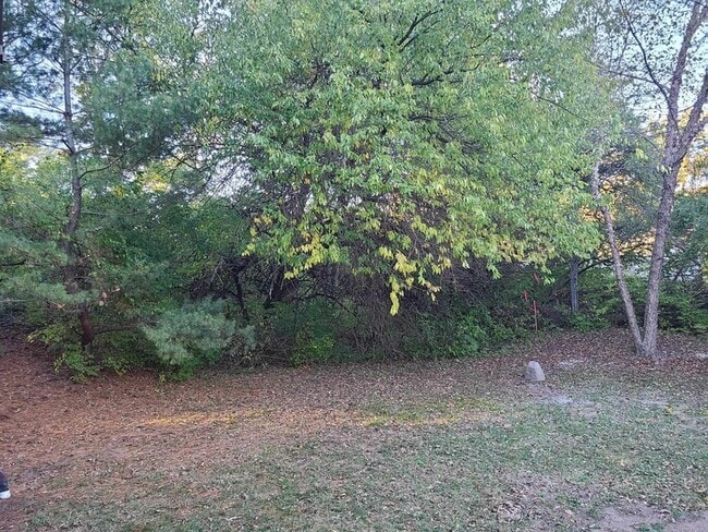 Building Photo - 2871 E 777th Rd