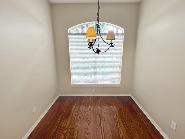 Building Photo - 14219 Kenson Ln