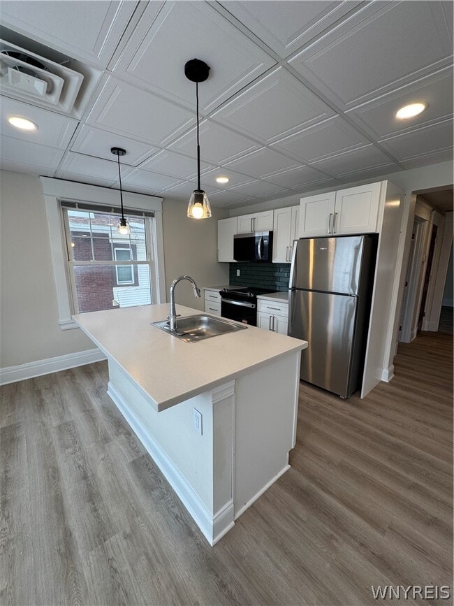 Building Photo - 107 Humboldt Pkwy