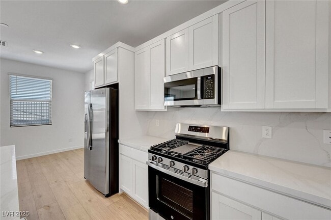 Building Photo - 1498 Marsh Bird St