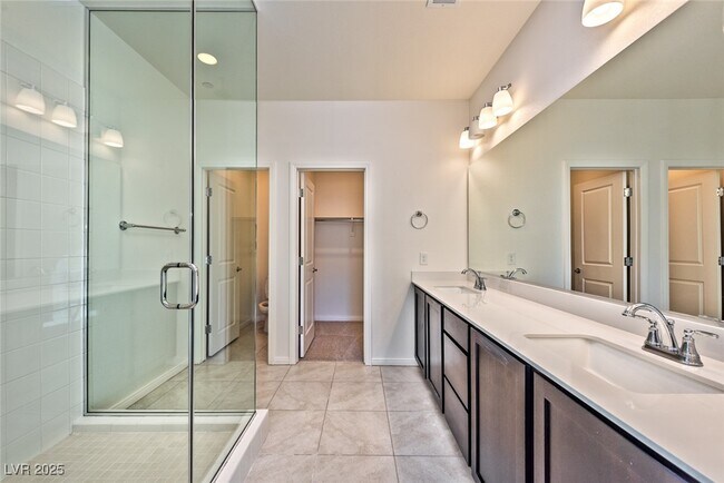 Building Photo - 661 Angel Aura St
