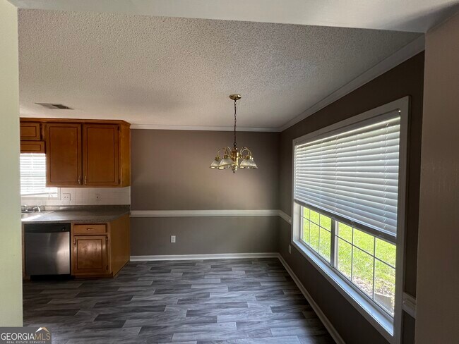 Building Photo - 1059 Commons Ct