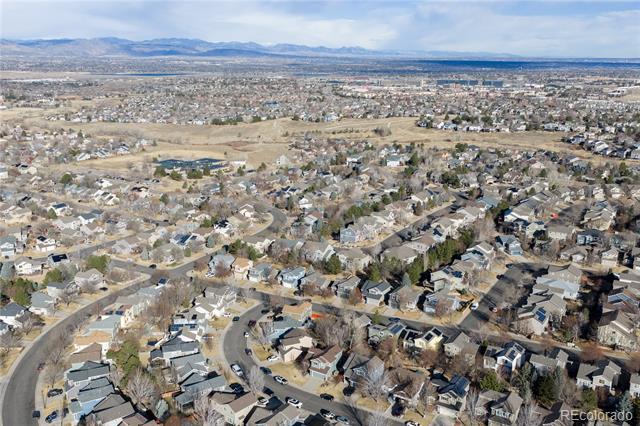 Building Photo - 421 W English Sparrow Dr