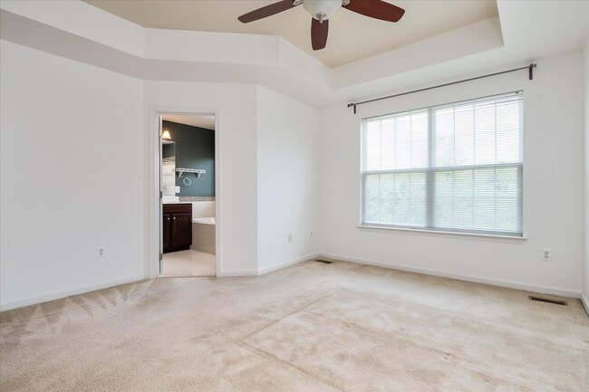 Building Photo - 1727 Jennifer Meadows Ct