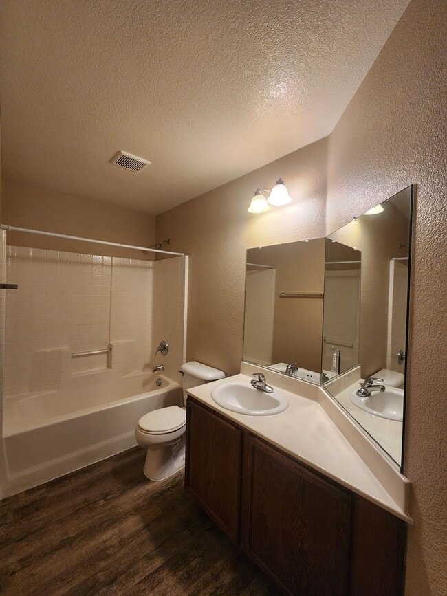Building Photo - 7748 Cascade Bluffs Ct