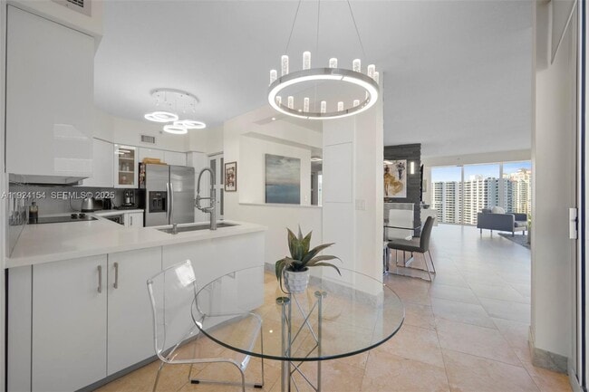 Building Photo - 3370 Hidden Bay Dr