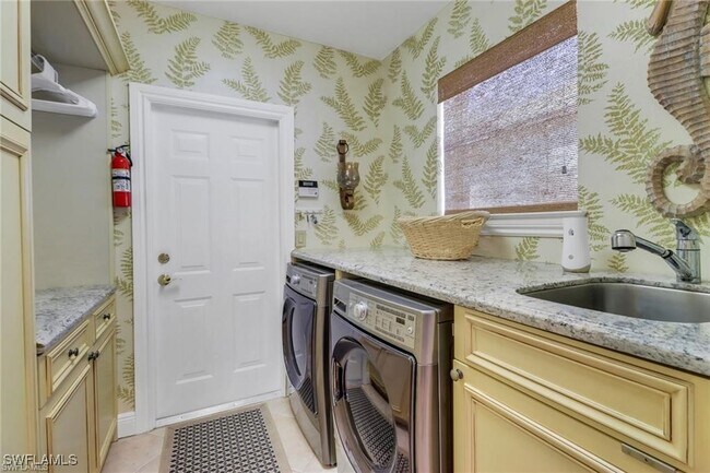 Building Photo - 14113 Tivoli Terrace