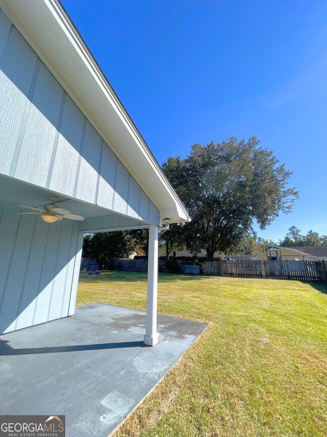 Building Photo - 314 Briarwood Cir