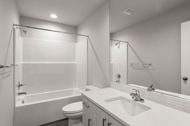 Building Photo - Corner Lot 3 Bedroom Home in Happy Valley