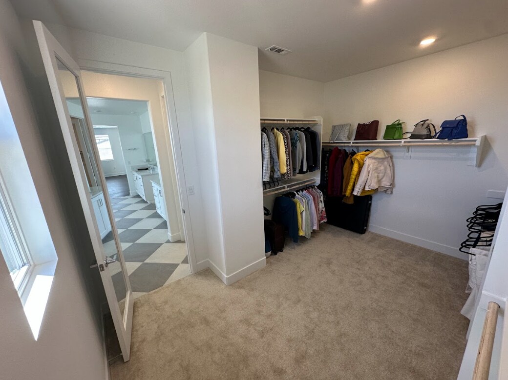 Building Photo - 24392 Calle La Roca