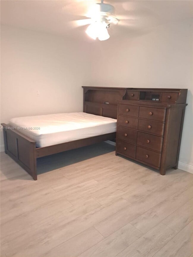 Building Photo - 2220 N 57th Way