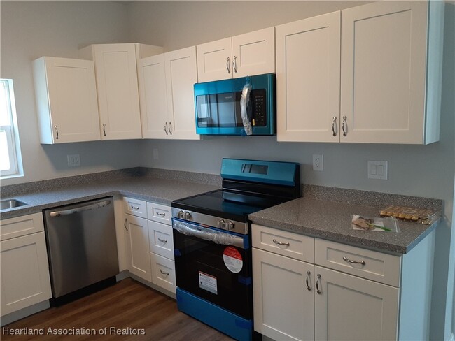 Building Photo - 1508 Las Villas Blvd
