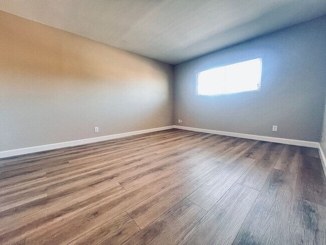 Building Photo - Lowered Price and Move In Special!! Two Bedroom Sunterra Condo in El Cajon remodeled with AC