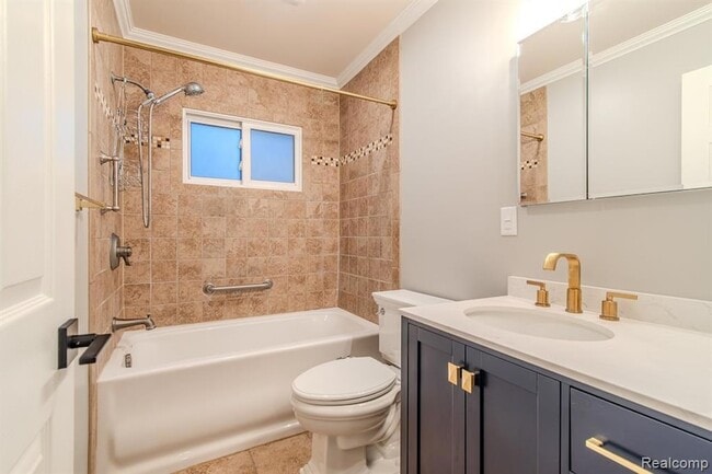 Building Photo - 122 N Helen Ave