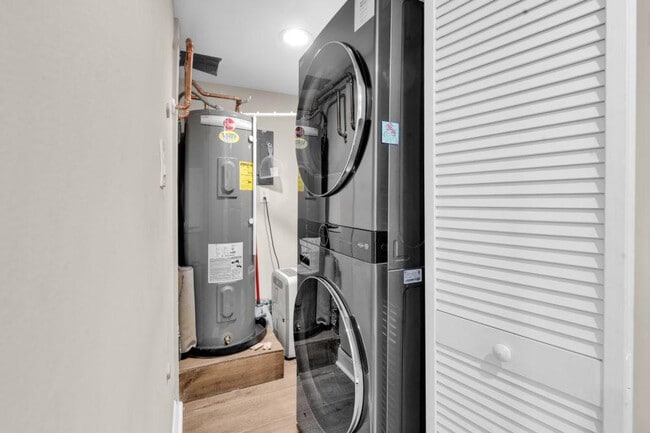 Building Photo - 2001 S Ocean Blvd