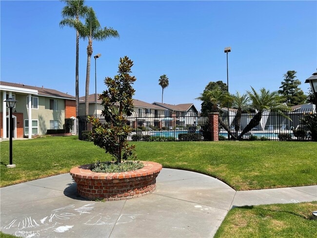 Building Photo - 12100 Montecito Rd