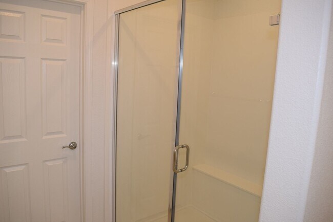 Building Photo - 2703 Coronado Ln