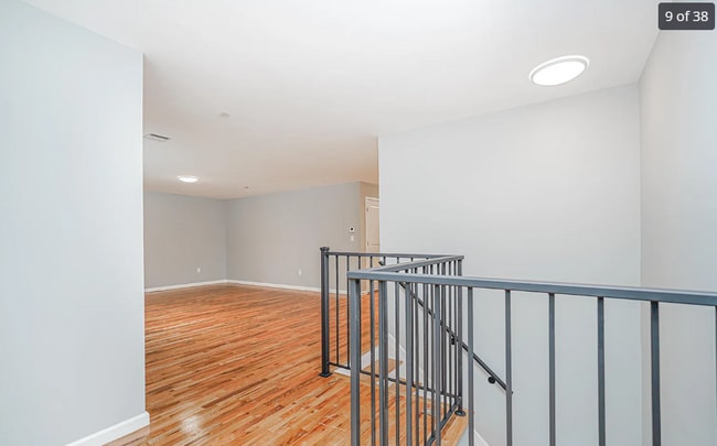 Building Photo - 31 Cunard Ave