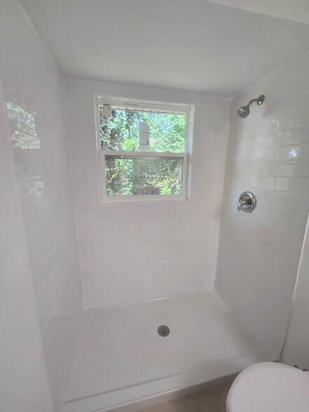 Building Photo - 2332 Achilles St