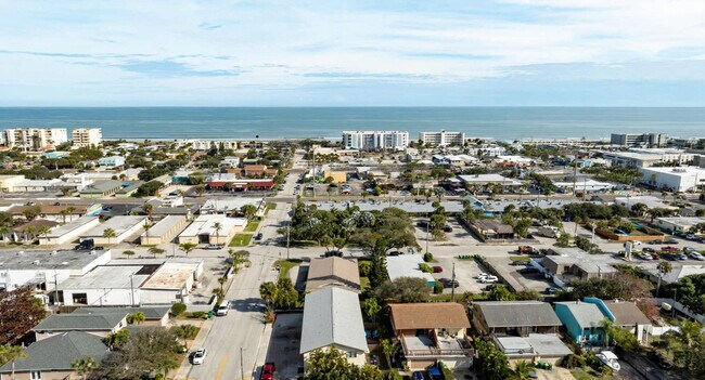 Building Photo - 432 N 1st St