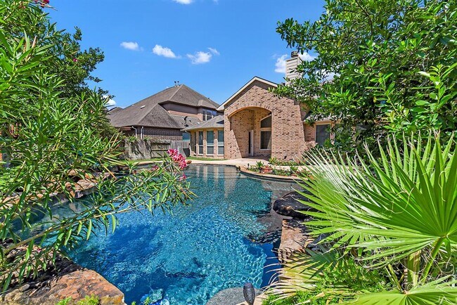 Building Photo - 10126 Springfield Ridge Dr