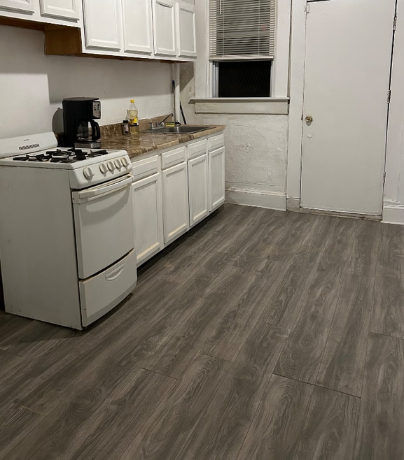 Building Photo - 1806 N Bentalou St