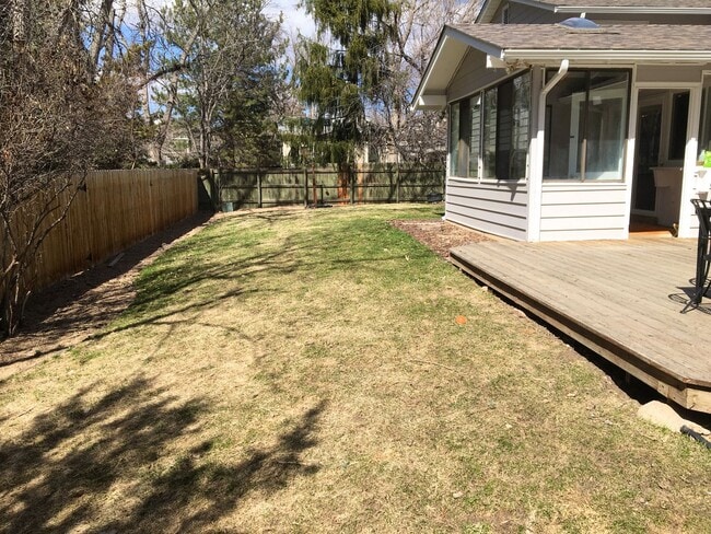 Building Photo - Beautiful & Spacious Home in Quiet Gunbarrel Neighborhood