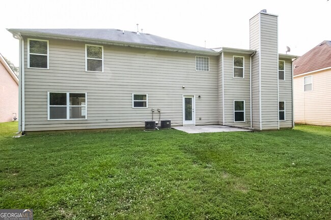 Building Photo - 6318 Shell Dr SW