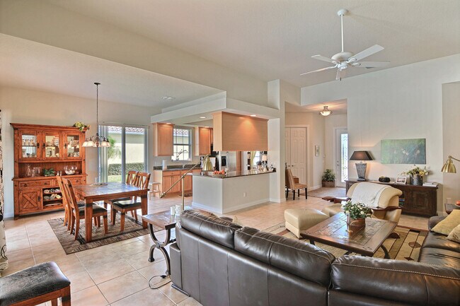 Building Photo - 5254 Eleuthra Cir
