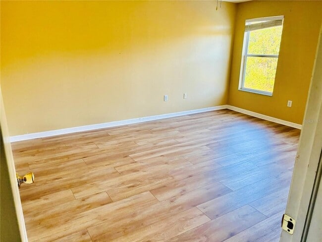 Building Photo - 11126 Creek Haven Dr