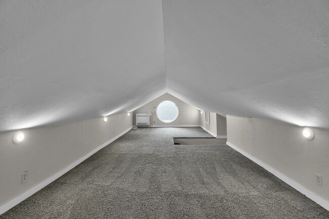 Building Photo - Quant Brick Single Family Rental - Now Available