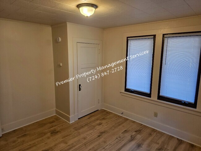 Building Photo - 2454 Darlington Rd