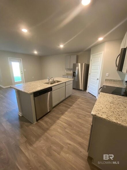 Building Photo - 270 Preston Wy