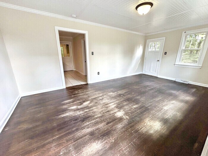 Building Photo - 146 Van Horn Ln