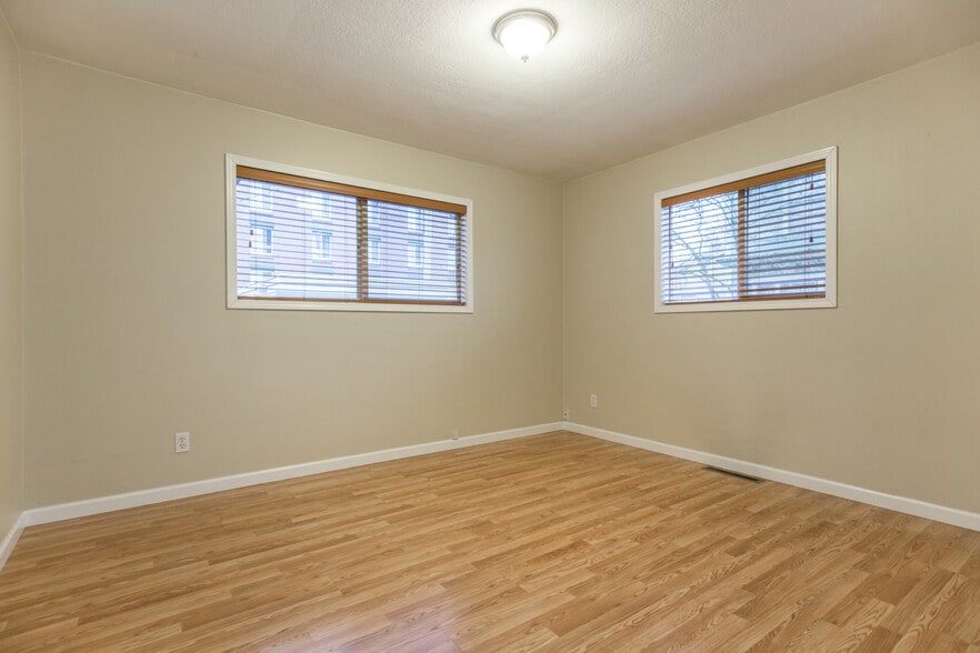 bedroom 1 - 5703 N Commercial Ave