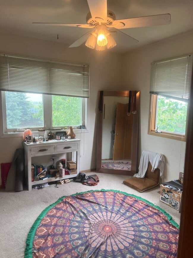 Building Photo - Spacious 4b/3ba House in North Boulder! Available NOW!