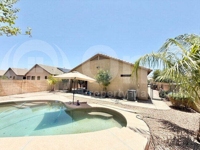 Building Photo - 9414 W Ross Ave